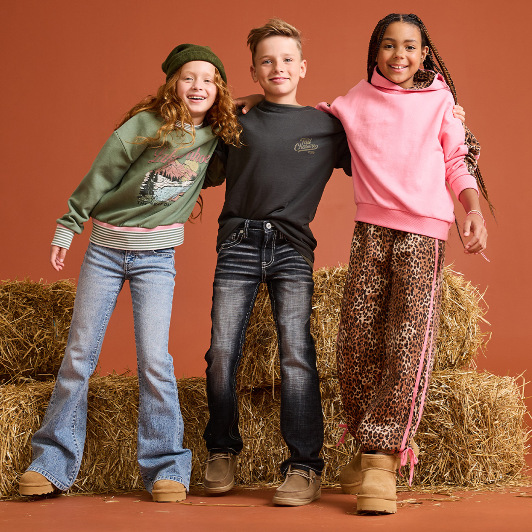 Buckle Campaign 267 Shop Buckle and look cool for those cool fall evenings. EN 1080x1080