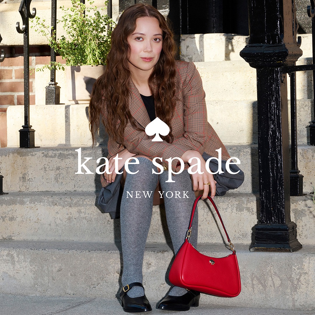Kate Spade Outlet Campaign 229 It’s that time of year… EN Image Set 1 1080x1080