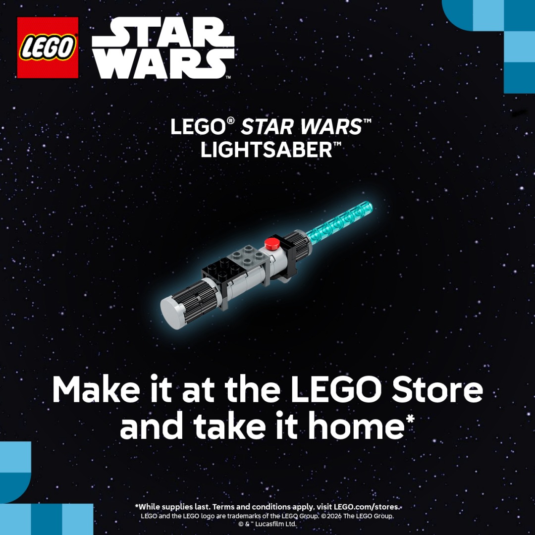 LEGO Campaign 323 Build a LEGO® Star Wars™ Lightsaber™! EN Image Set 1 1080x1080